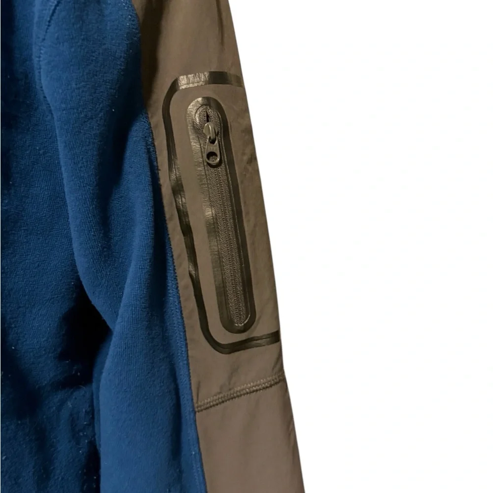 The North Face Men’s Blue 1/4 Zip Mock Neck Fleece Shirt/Jacket Large